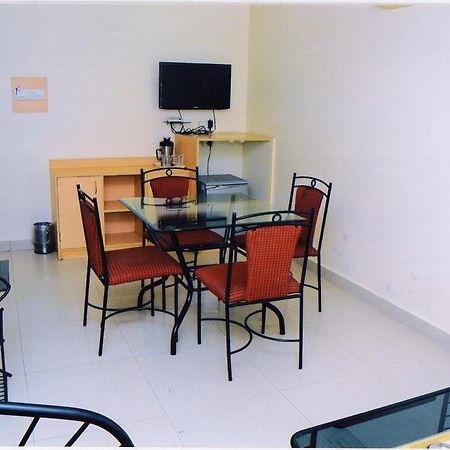 Hotel Padmini Residency Hyderabad Eksteriør bilde