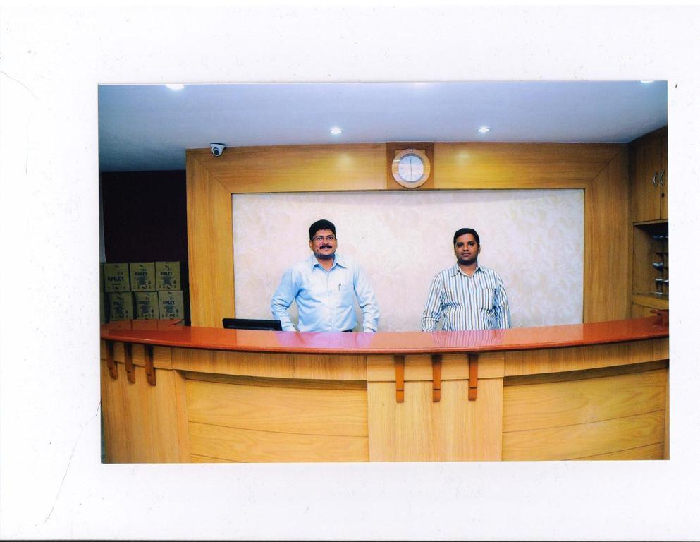 Hotel Padmini Residency Hyderabad Eksteriør bilde