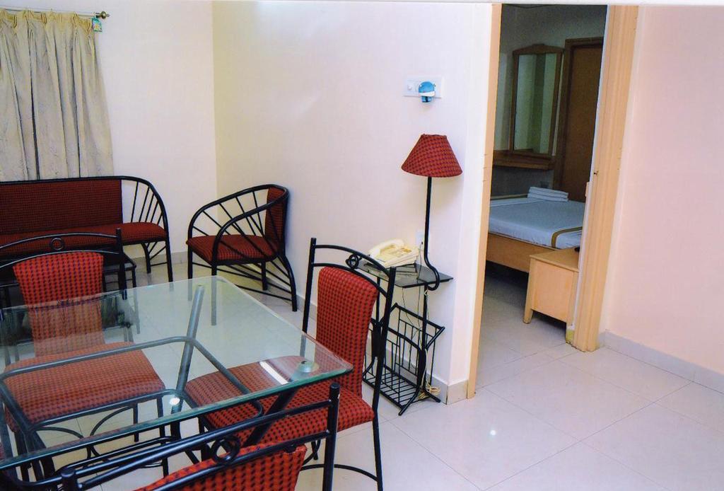 Hotel Padmini Residency Hyderabad Eksteriør bilde