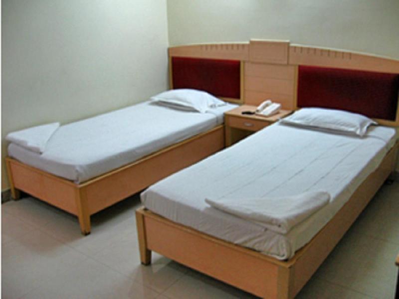 Hotel Padmini Residency Hyderabad Eksteriør bilde