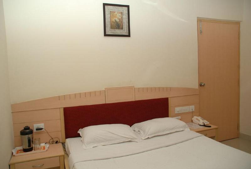 Hotel Padmini Residency Hyderabad Eksteriør bilde